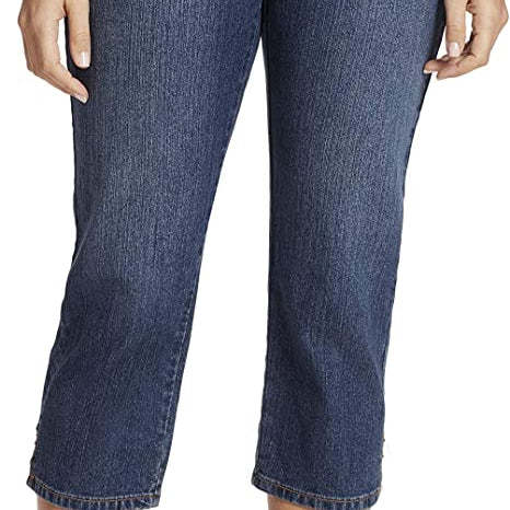 Capri shorts with unique design