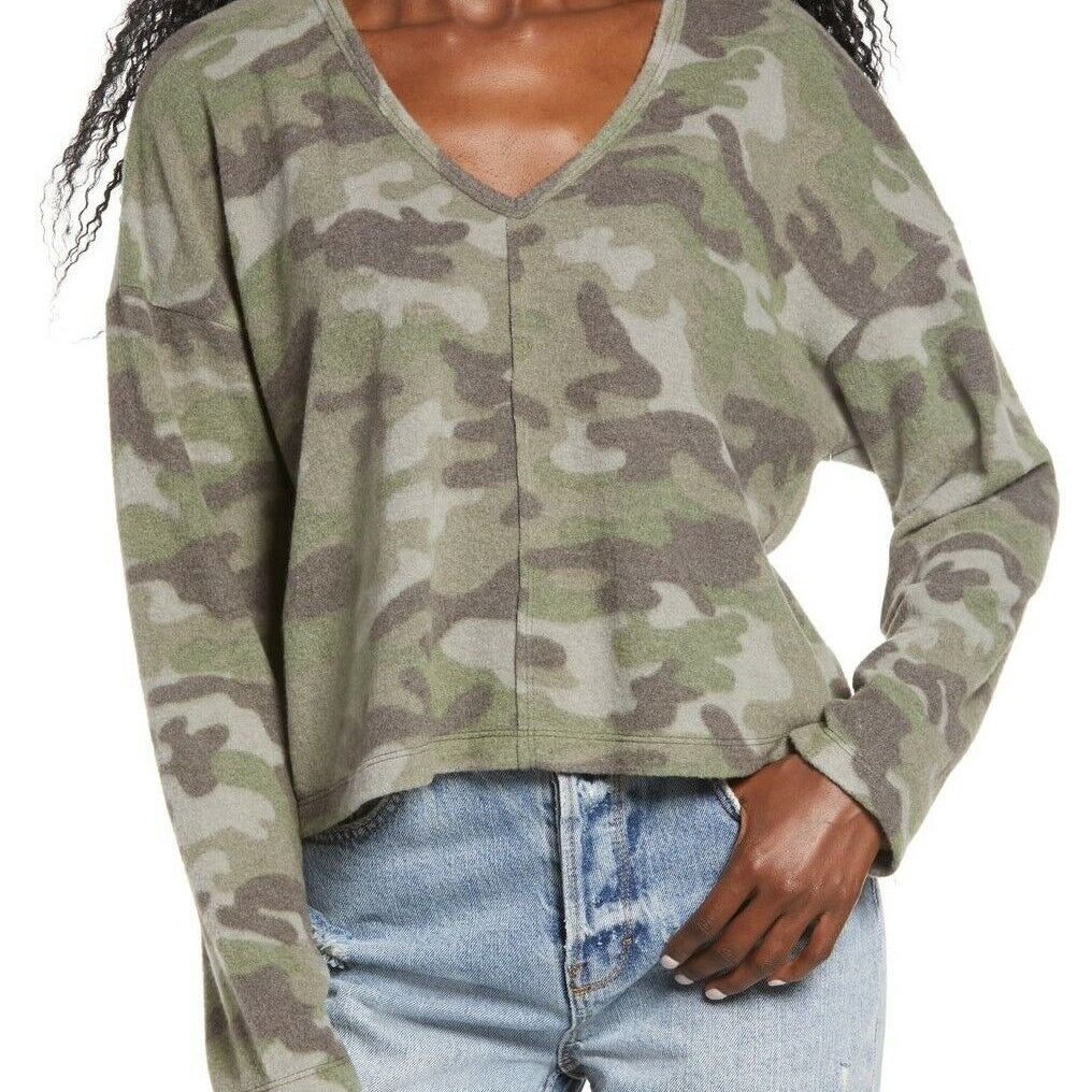 La La Land Military V-Neck Pullover Size M