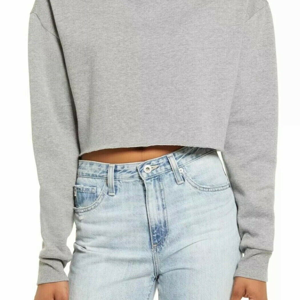 A short-cut fleece short by SOCIALITE M + L