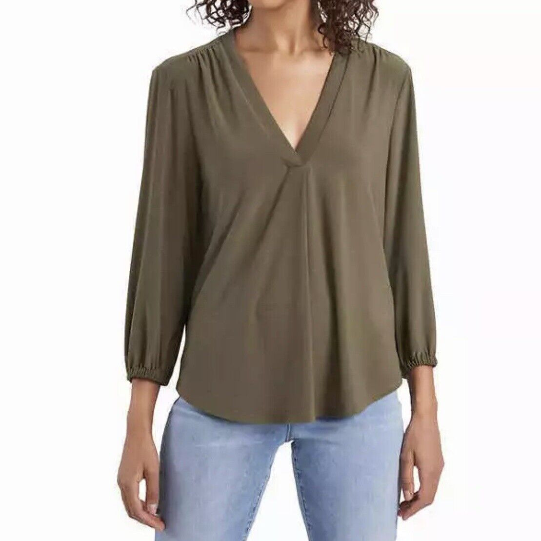 Comfortable and attractive design blouse from Vince Camuto, size L