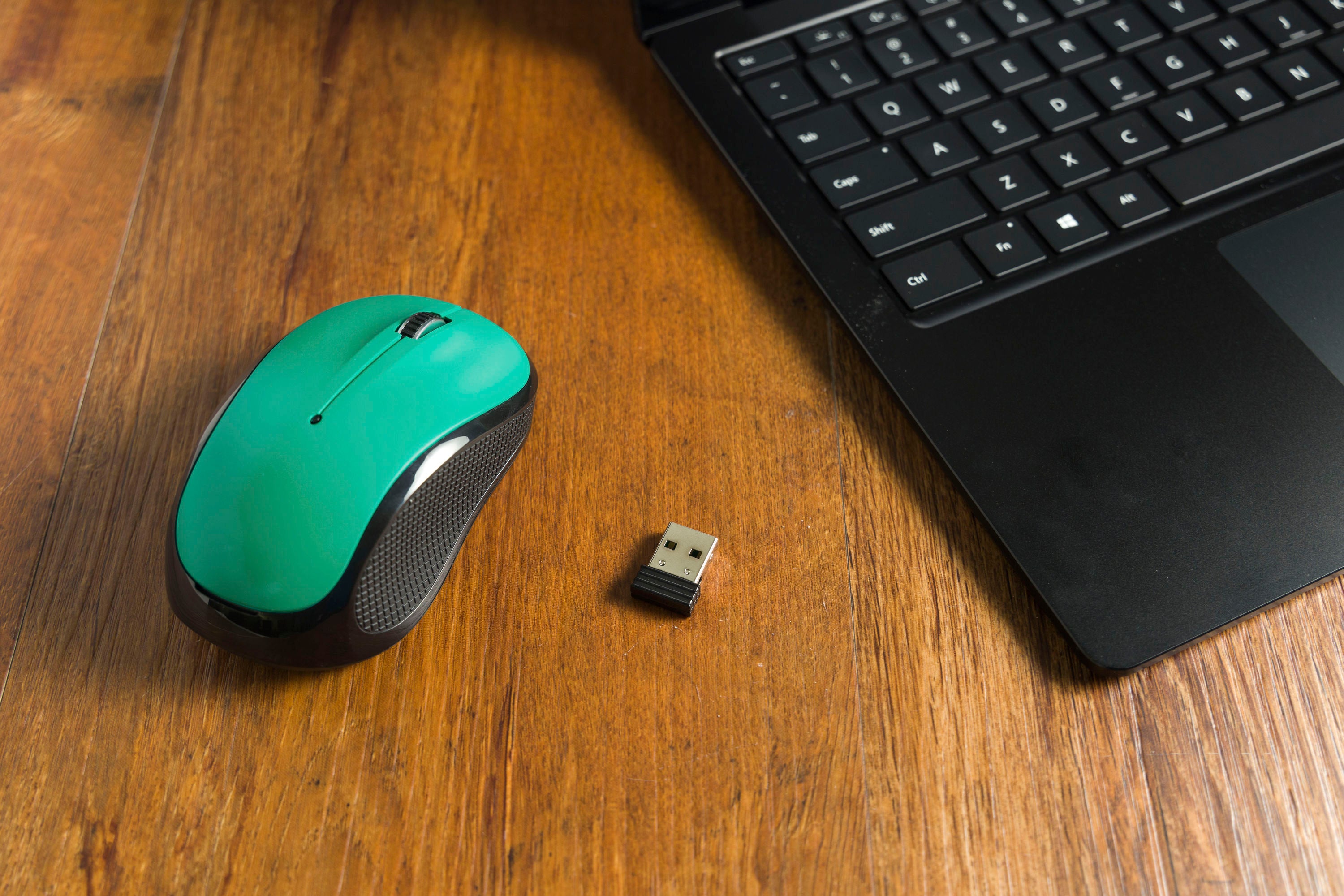 TEAL MINI WIRELESS MOUSE FROM POWER GEAR – أنايــيــس